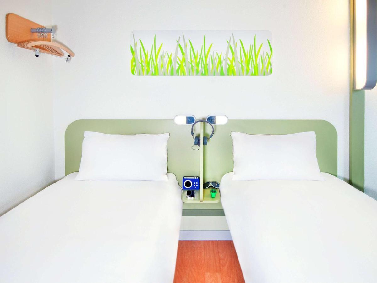 Ibis Budget Orleans Sud Comet Exterior photo